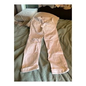White 90’s straight American Eagle jeans, size 4 regular.